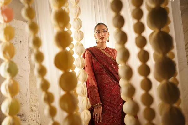 Scarlet Kurta with Zari Dupatta